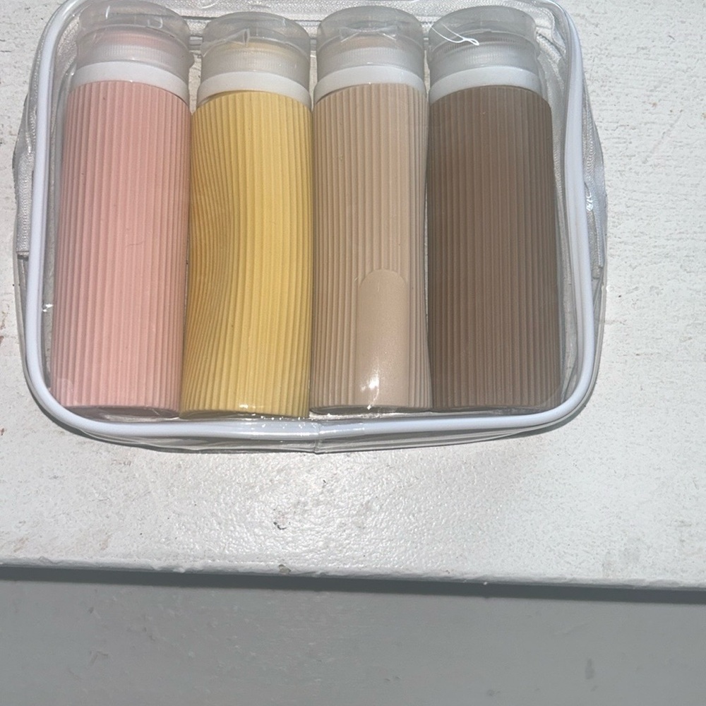 Makeup Travel Toiletry Bottle Organizer with Clear Acrylic bag